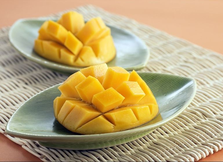 mango tropical fruits for your health